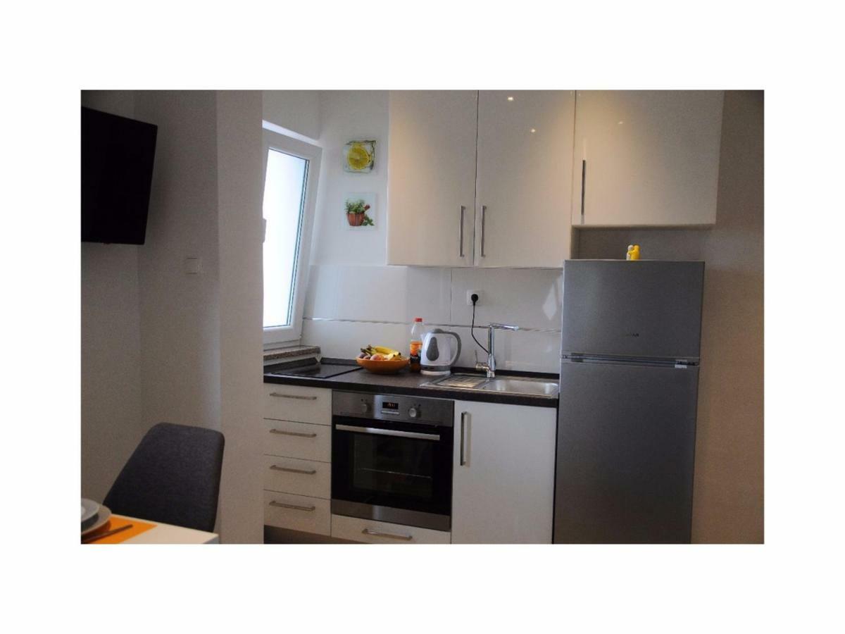 Apartment Aria With Private Parking Сплит Екстериор снимка