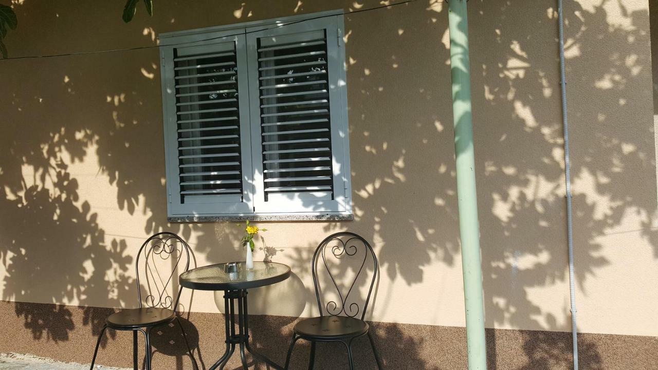 Apartment Aria With Private Parking Сплит Екстериор снимка